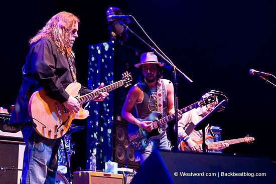 Phil-Lesh-and-Friends-4